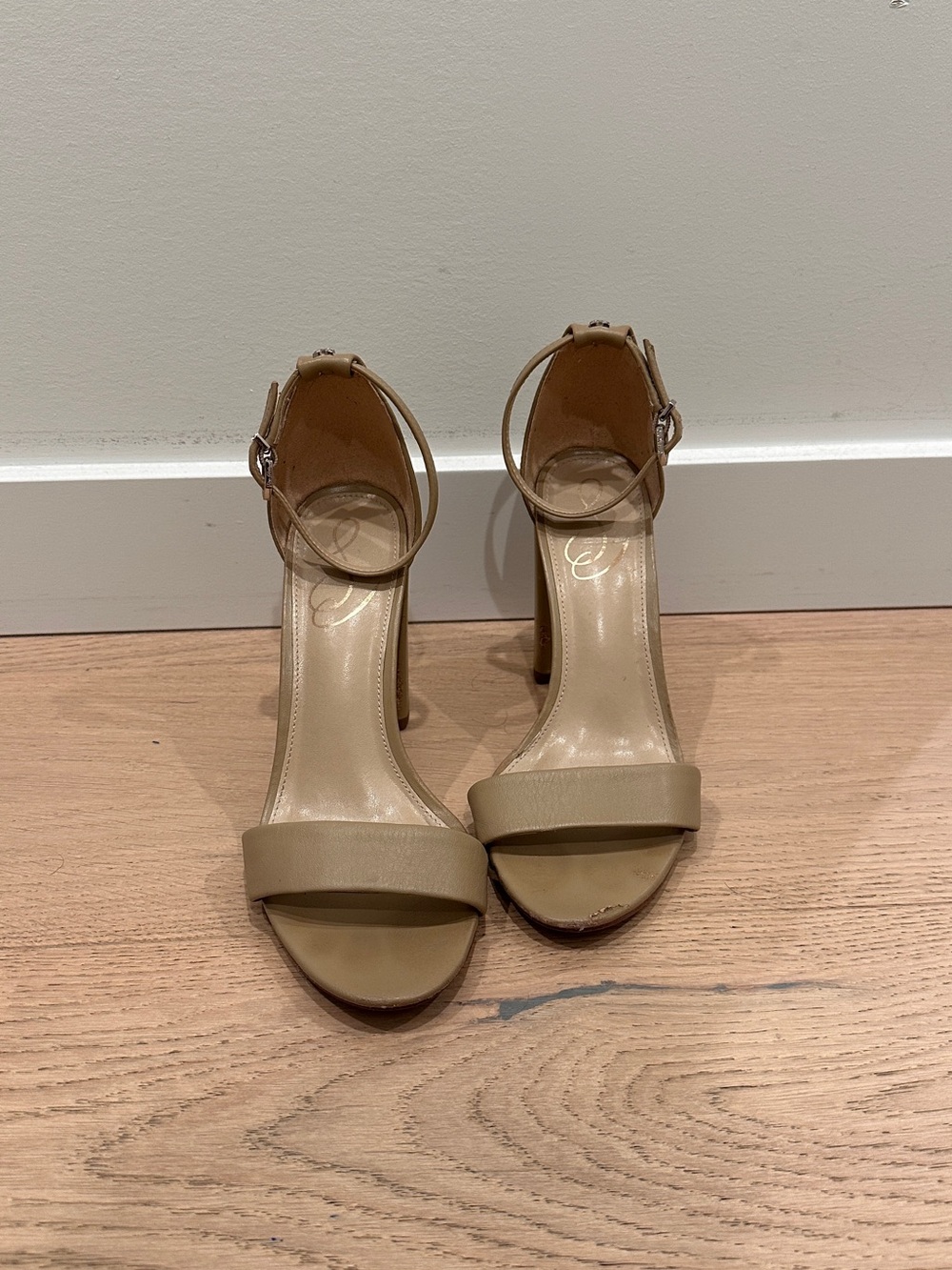 Sam Edelman Yaro Beige. Block Heel. Size 7.5